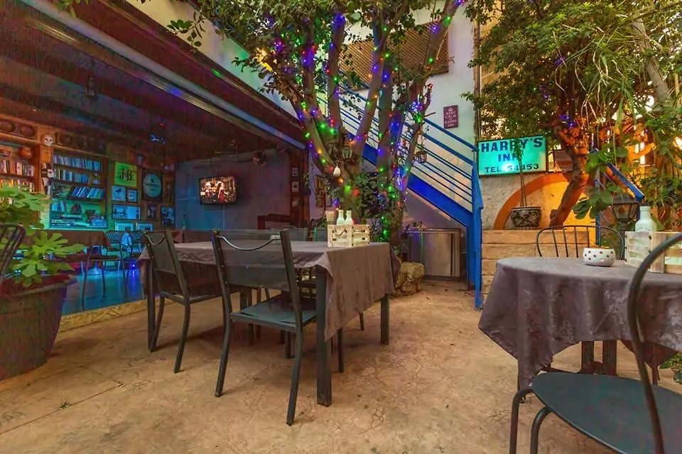 לרנקה Harrys Inn Guesthouse 0*,